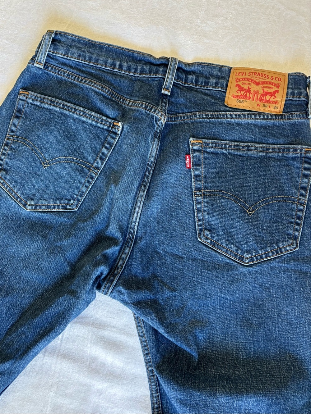 Levi’s Men’s 505 Regular Fit Jeans 32x30 Straight Leg Medium Wash Workwear Denim